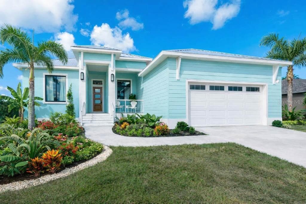 901 EAGLE LANE, APOLLO BEACH, FL 33572