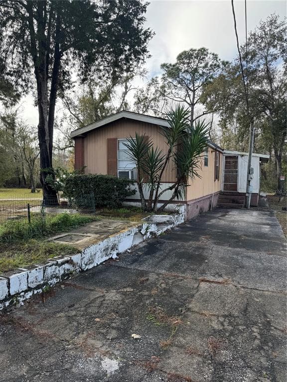 12748 VIA PLAZA WAY, NEW PORT RICHEY, FL 34654