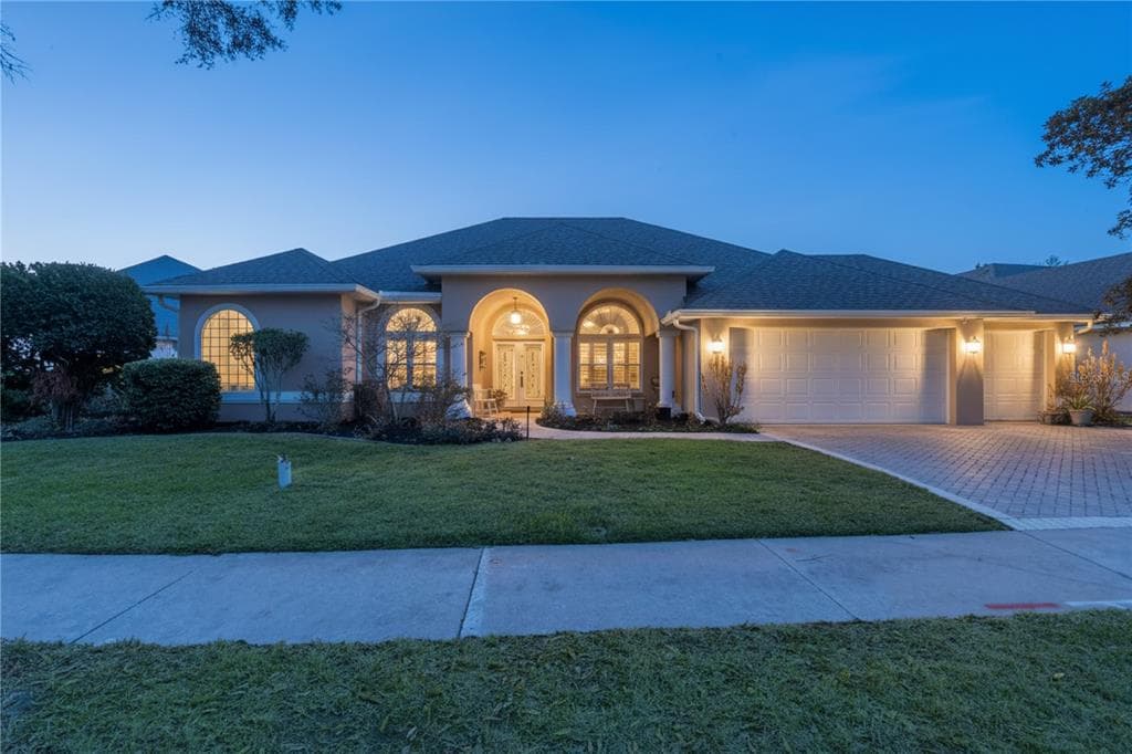 1500 EDGEWATER DRIVE, MOUNT DORA, FL 32757