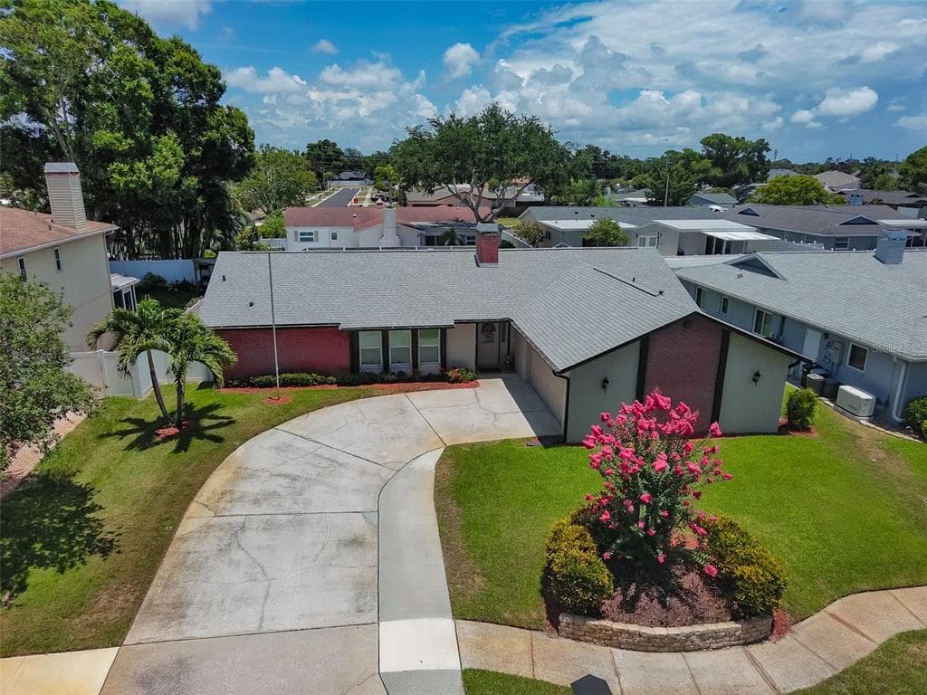 9275 133RD STREET, SEMINOLE, FL 33776