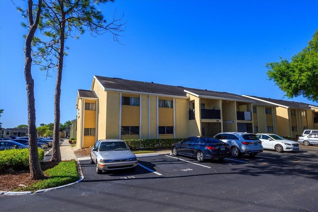 908 LAKE DESTINY ROAD # E, ALTAMONTE SPRINGS, FL 32714