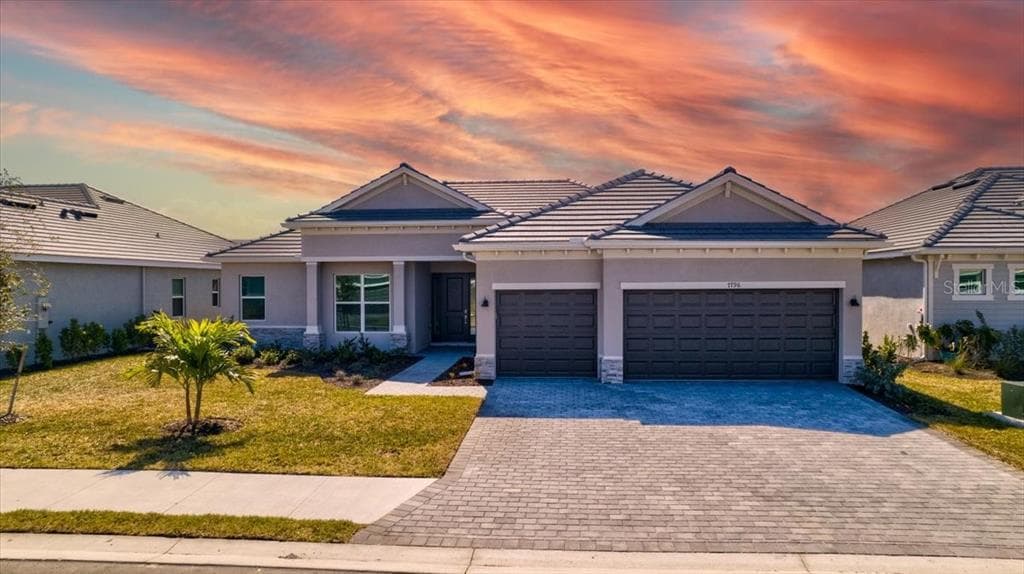 7796 LAKES EDGE LANE, PORT CHARLOTTE, FL 33981