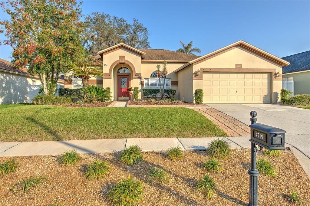 4719 PORTOBELLO CIRCLE, VALRICO, FL 33596