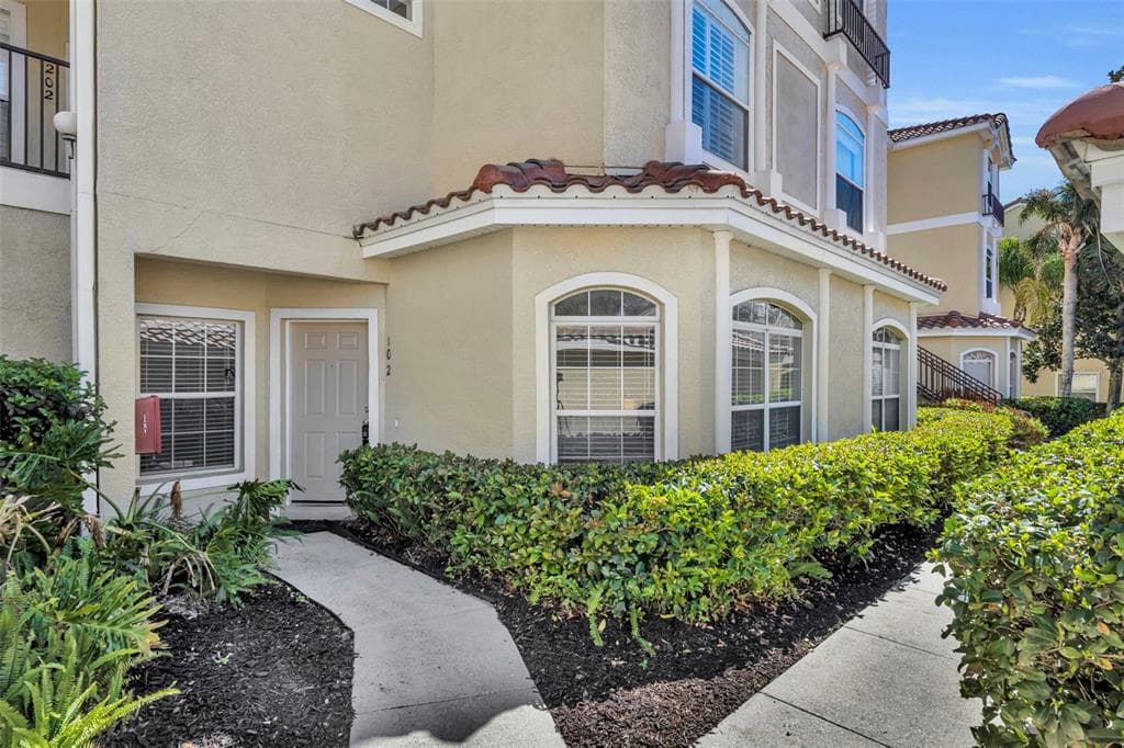 676 SANDY NECK LANE # 102, ALTAMONTE SPRINGS, FL 32714
