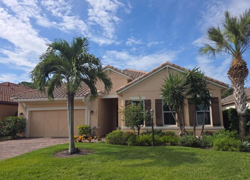 10310 EASTWOOD DRIVE, BRADENTON, FL 34211