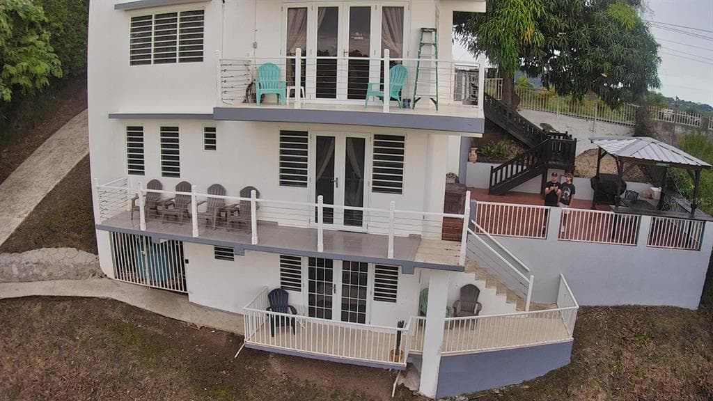 Carr. 115 SECTOR SOTO ROAD, RINCON, PR 00677