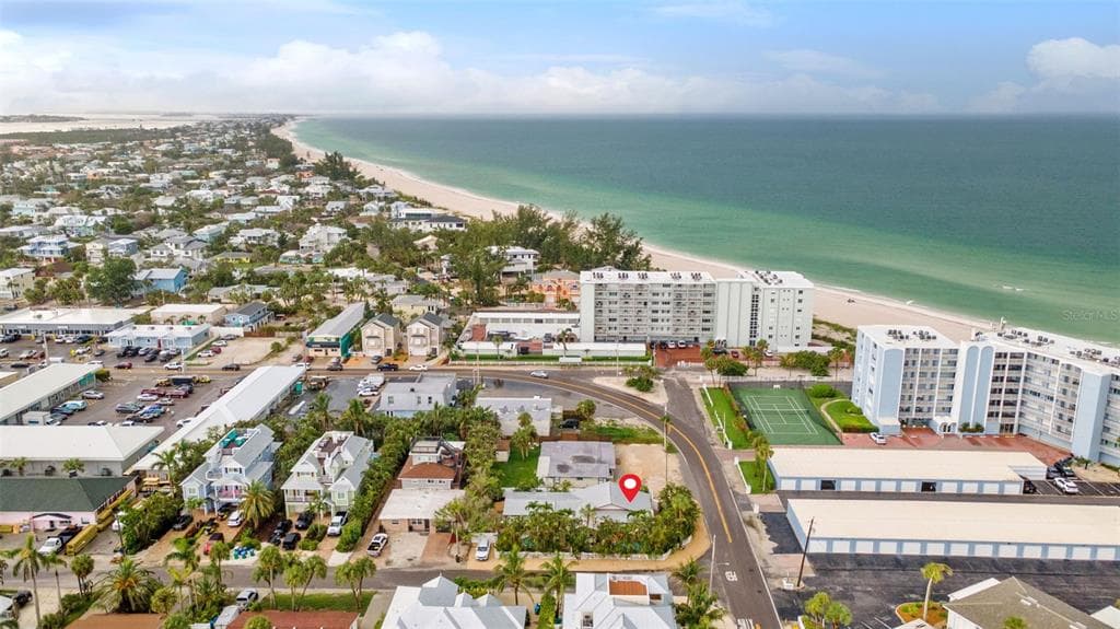 201 54TH STREET, HOLMES BEACH, FL 34217