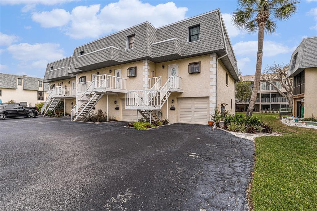 12465 2ND STREET E # 105B, TREASURE ISLAND, FL 33706