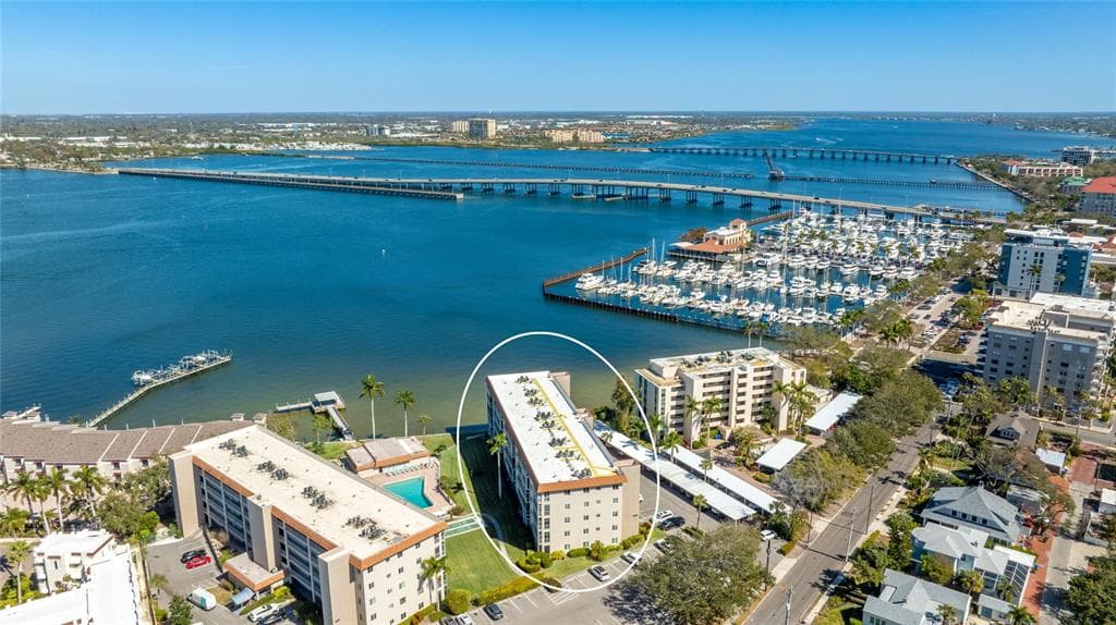 1600 1ST AVENUE W # 506, BRADENTON, FL 34205