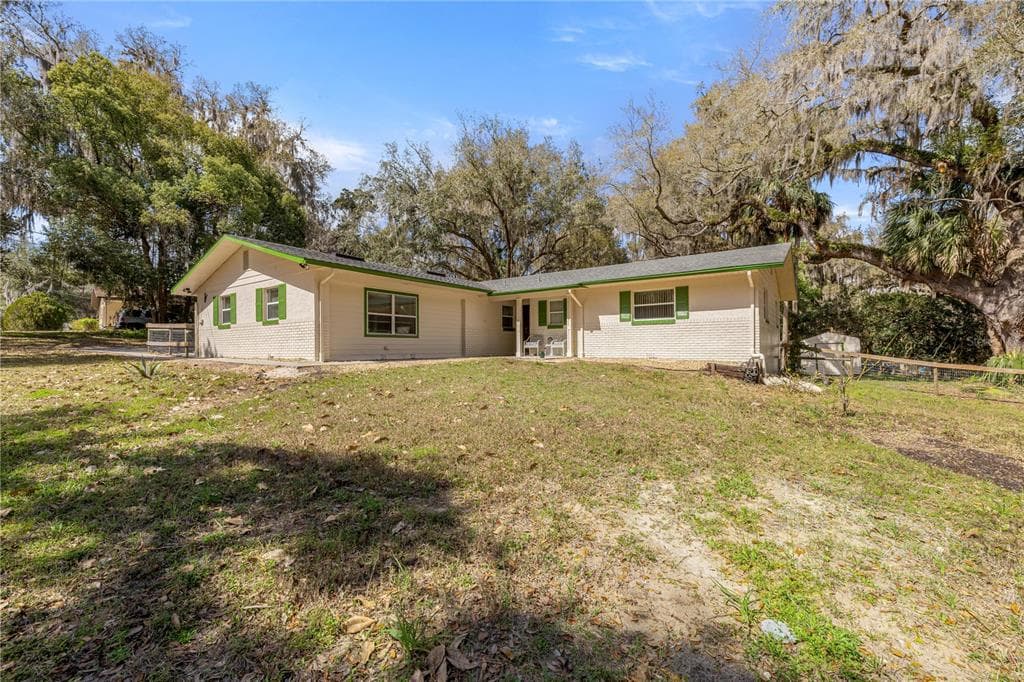 5947 AVENUE C, MC INTOSH, FL 32664