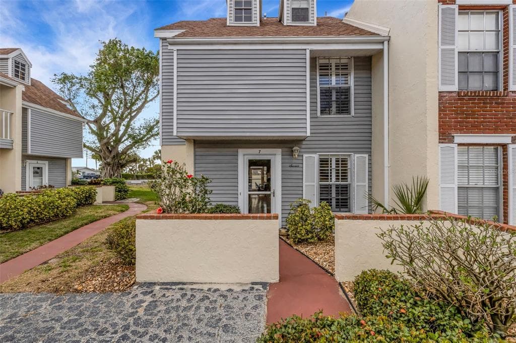 744 CADIZ ROAD # 7, VENICE, FL 34285