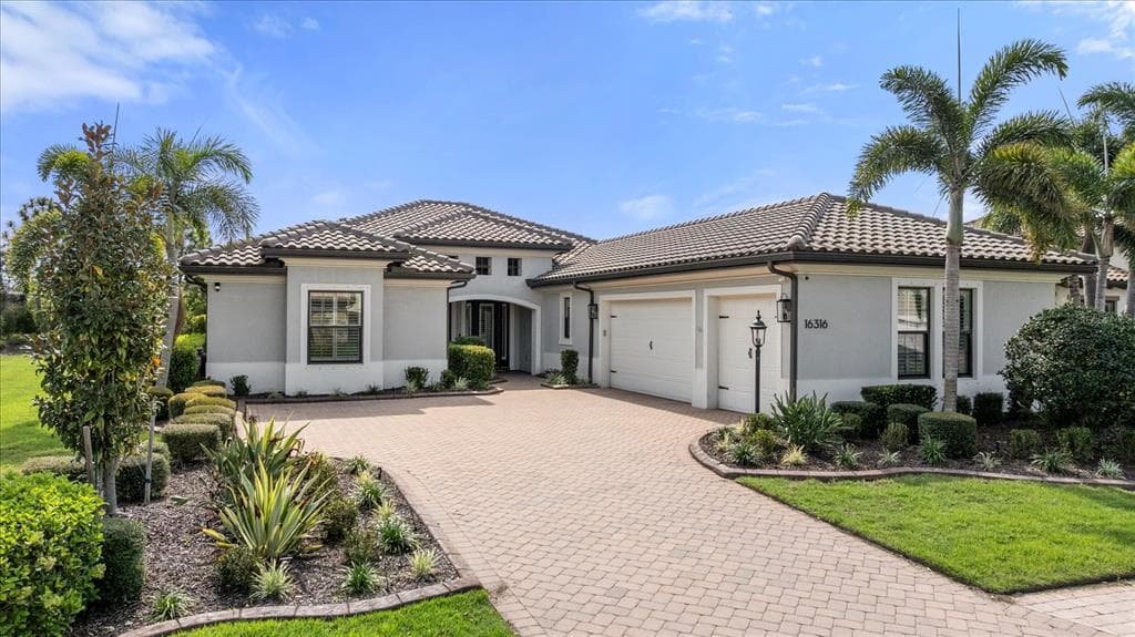 16316 CASTLE PARK TERRACE, LAKEWOOD RANCH, FL 34202