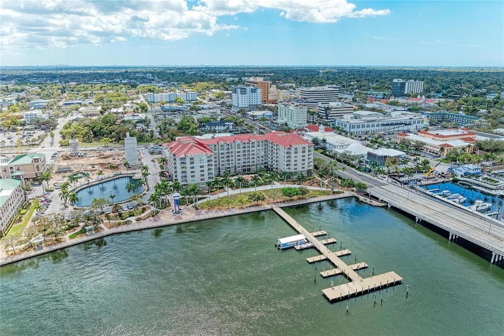 808 3RD AVENUE W # 311, BRADENTON, FL 34205