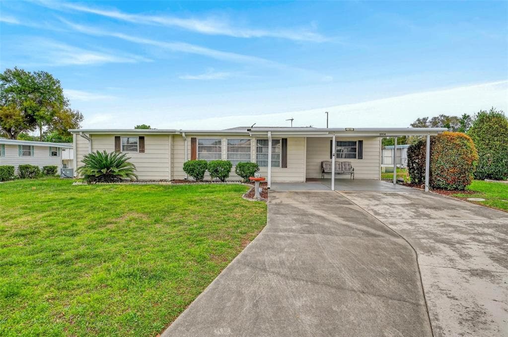 11914 HICKORY LANE, TAVARES, FL 32778
