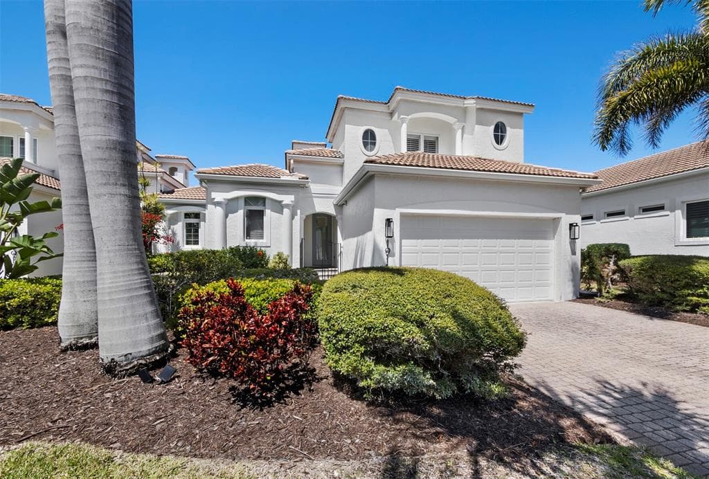 1914 HARBOUR LINKS CIRCLE # 10, LONGBOAT KEY, FL 34228