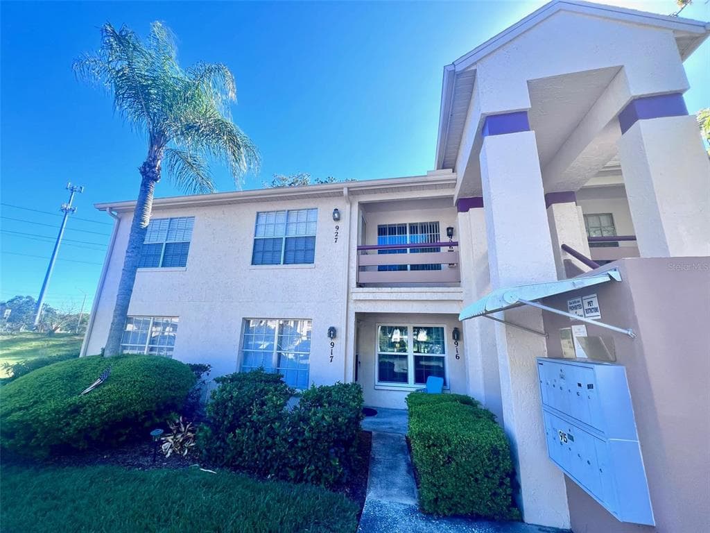 7828 HARDWICK DRIVE # 927, NEW PORT RICHEY, FL 34653