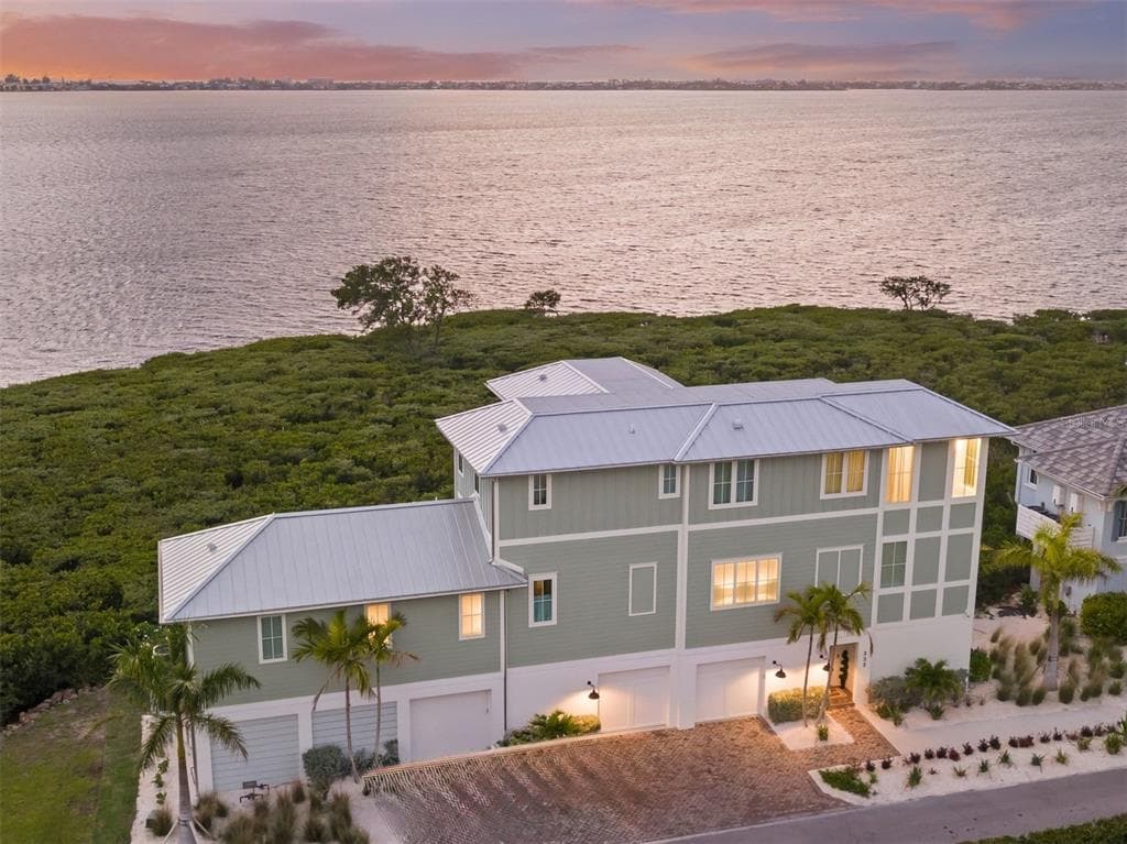 332 HARBOUR SOUND COURT, BRADENTON, FL 34209