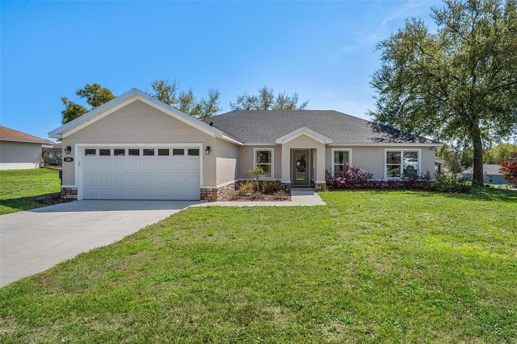 206 SHANNON LANE, LADY LAKE, FL 32159