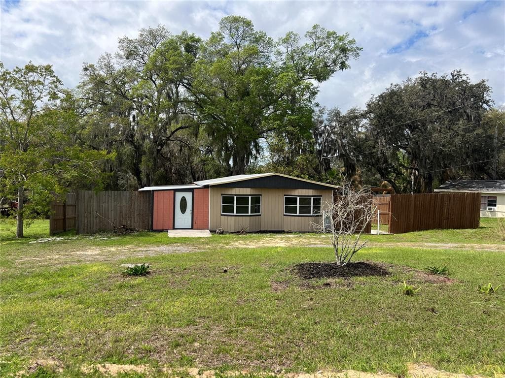 6287 MAGNOLIA STREET, KEYSTONE HEIGHTS, FL 32656