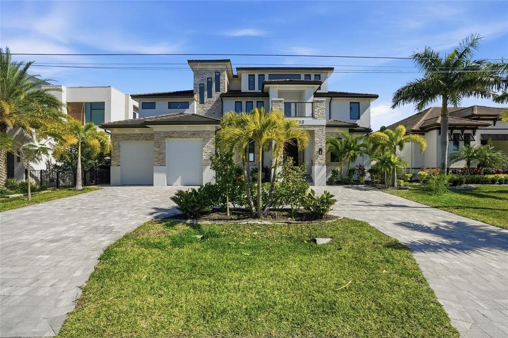 5735 RIVERSIDE DRIVE, CAPE CORAL, FL 33904