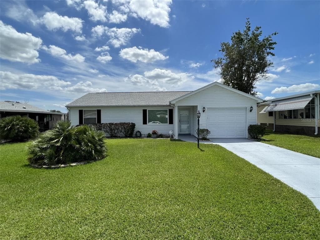 1232 ZAPATA PLACE, LADY LAKE, FL 32159