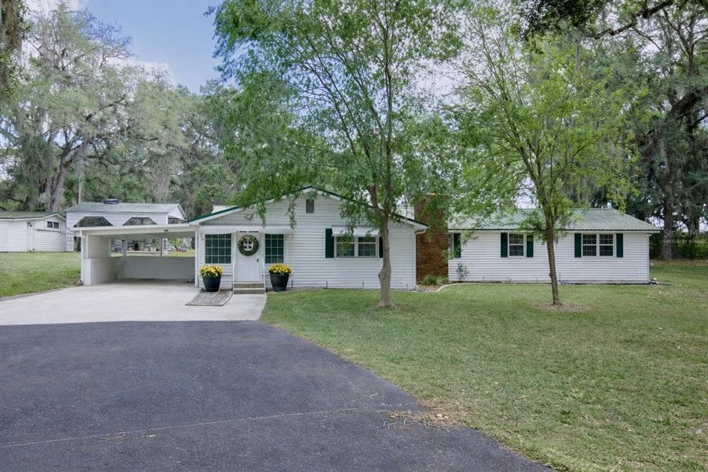 7893 S US HIGHWAY 441, LAKE CITY, FL 32025