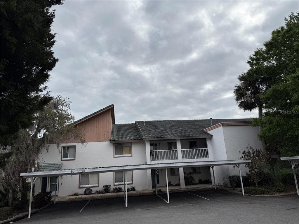 607 COUNTRY LANE NE # 607, WINTER HAVEN, FL 33881