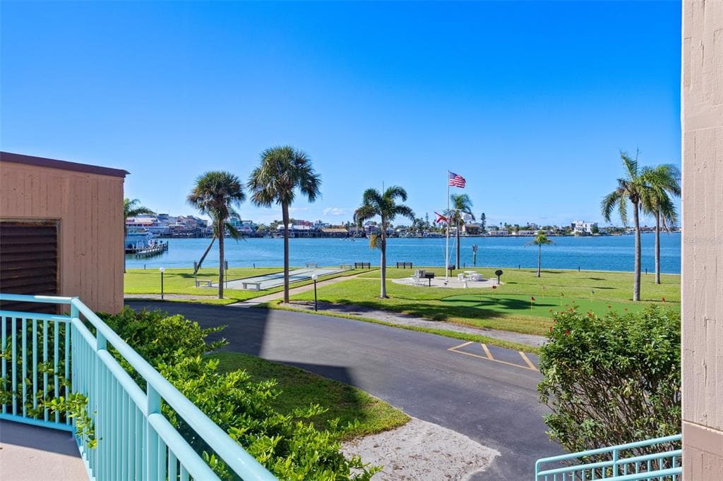 1 KEY CAPRI # 102E, TREASURE ISLAND, FL 33706
