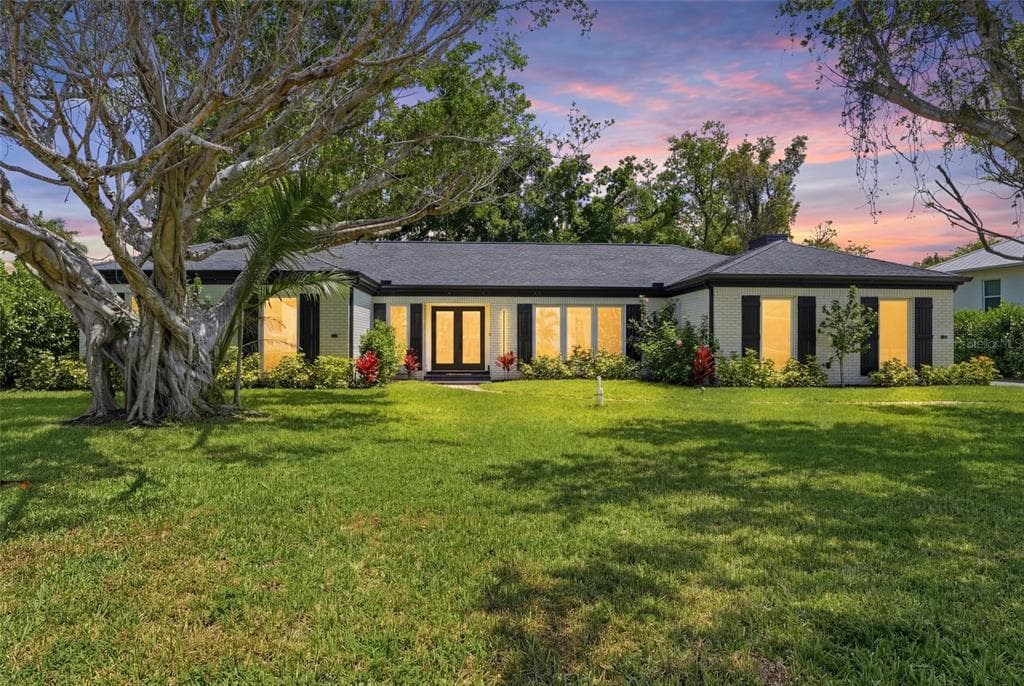 3931 W RIVERSIDE DRIVE, FORT MYERS, FL 33901