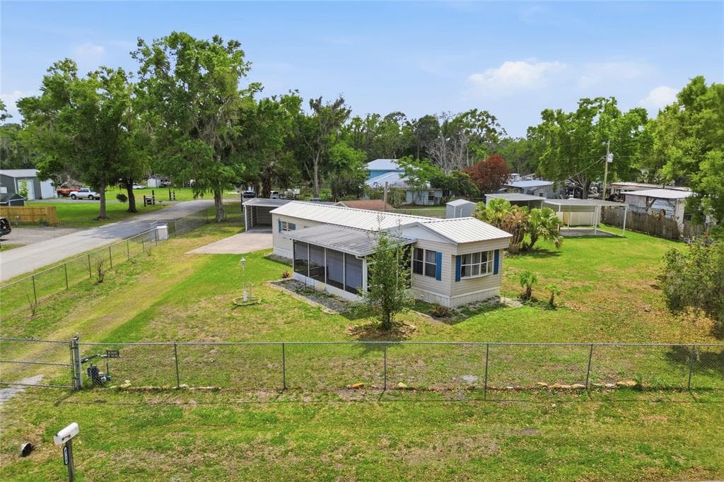 4710 VILLAGE DRIVE, LAKELAND, FL 33811
