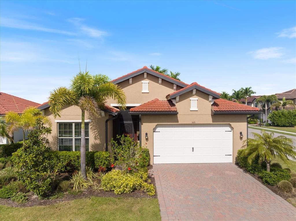 520 MARAVIYA BOULEVARD, NOKOMIS, FL 34275