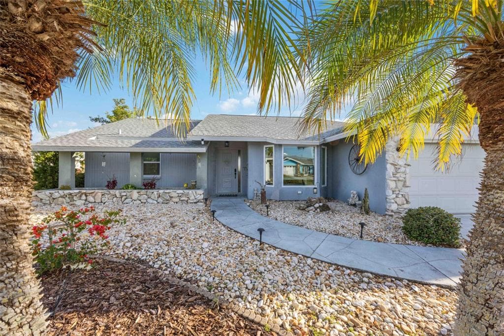 36 BUNKER CIRCLE, ROTONDA WEST, FL 33947