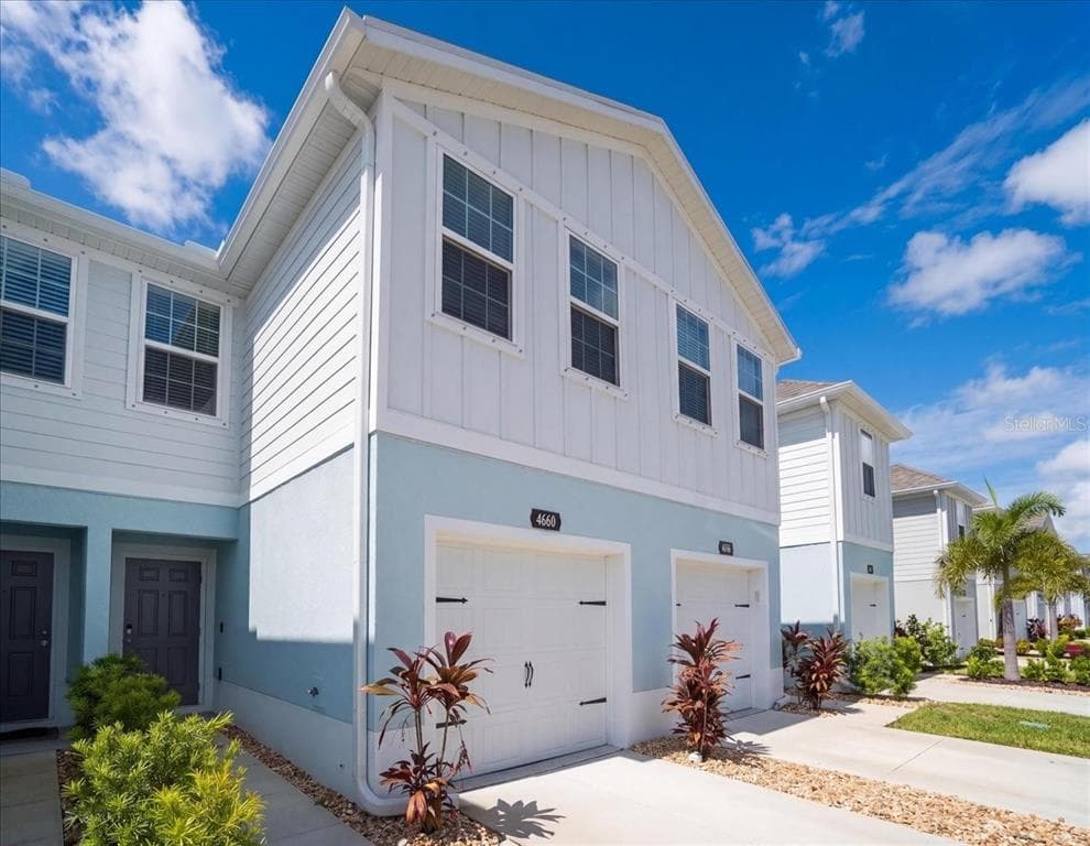 4660 OLD BLUSH STREET, BRADENTON, FL 34211