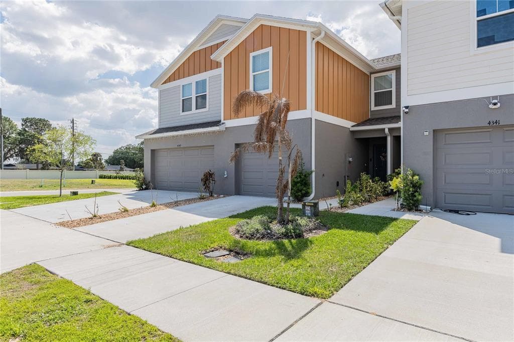 4345 HILLOCK BOULEVARD, HAINES CITY, FL 33844