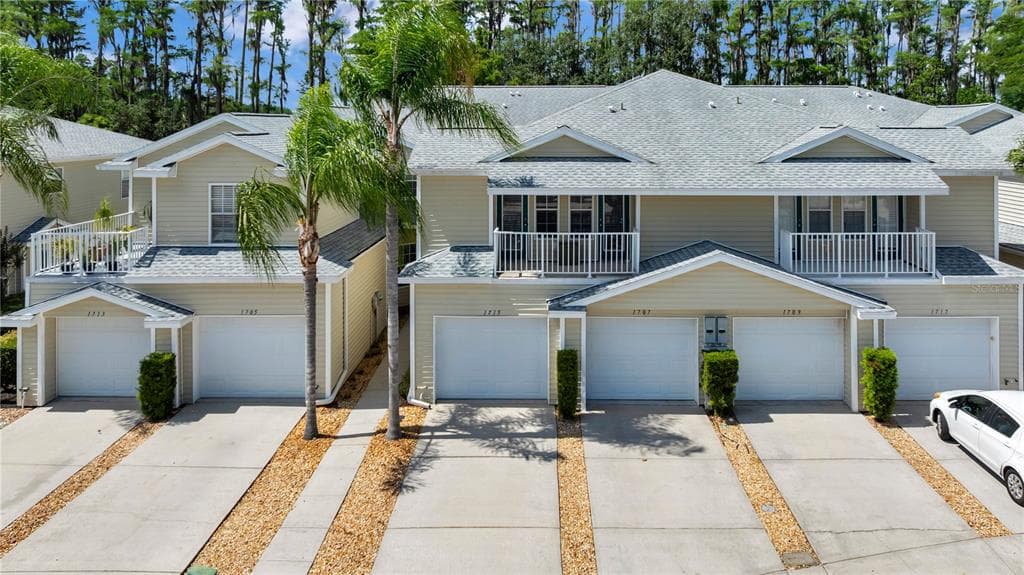 1715 HAMMOCKS AVENUE # 1715, LUTZ, FL 33549