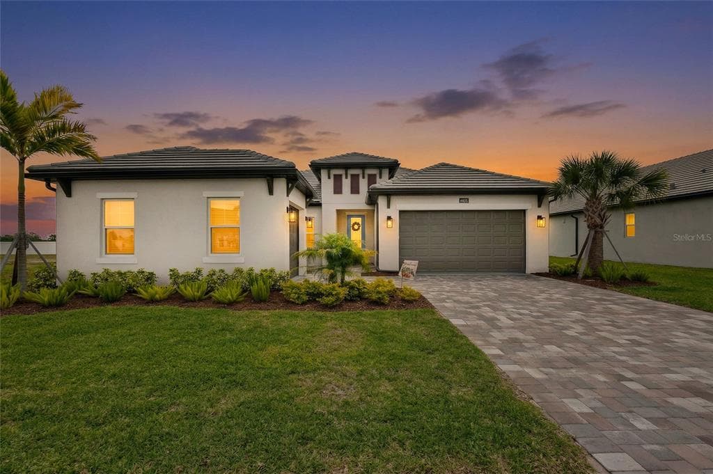 1652 LUGANO CIRCLE, NOKOMIS, FL 34275