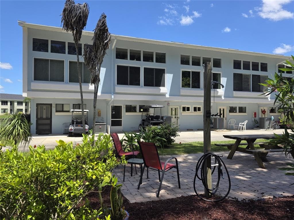 1873 MAZO MANOR # T9, LUTZ, FL 33558