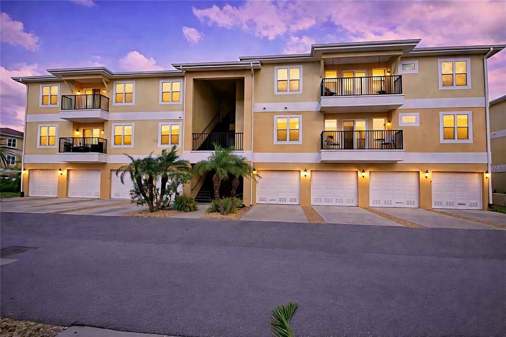 6420 BANYAN BOULEVARD # 303, NEW PORT RICHEY, FL 34652