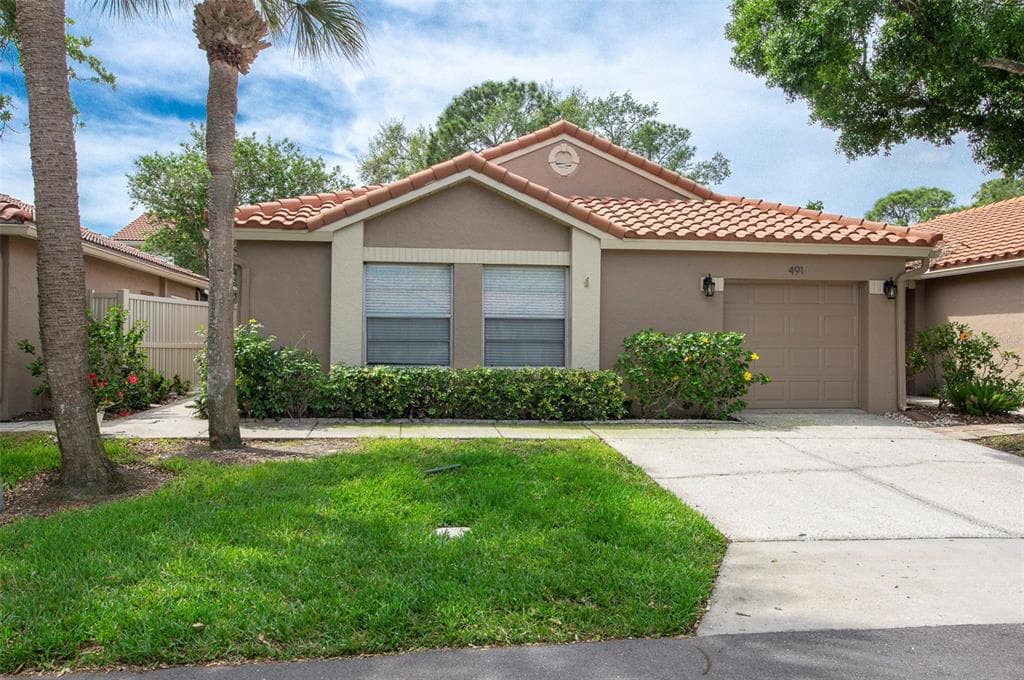 491 ST TROPEZ CIRCLE NE, ST PETERSBURG, FL 33703