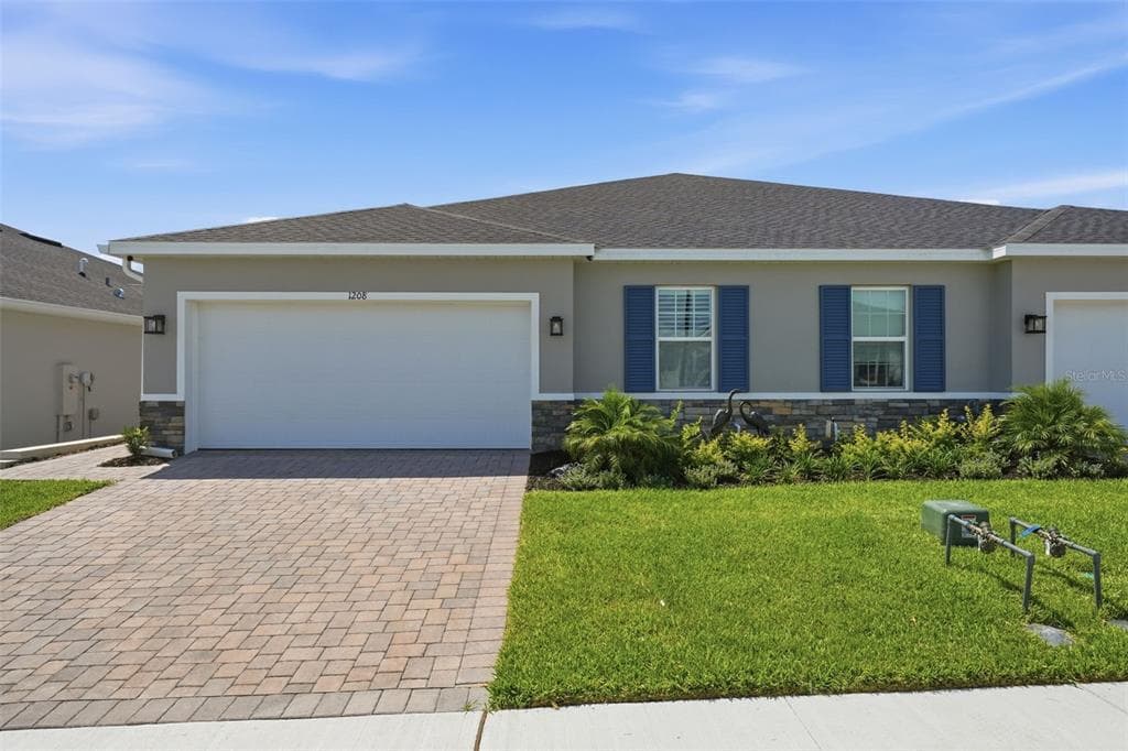 1208 TURTLE ISLAND ROAD, LADY LAKE, FL 32159