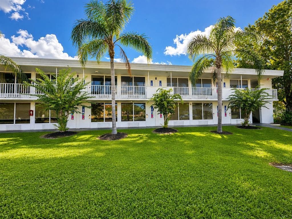 2930 POLYNESIAN ISLE BOULEVARD # 107, KISSIMMEE, FL 34746