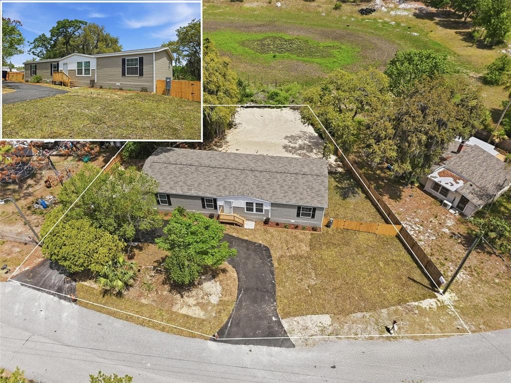 9533 ROUND LAKE DRIVE, WEEKI WACHEE, FL 34613