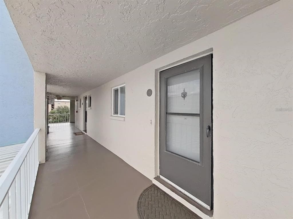 215 VALENCIA BOULEVARD # 213, LARGO, FL 33770