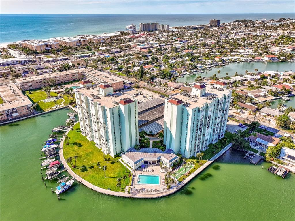 400 64TH AVENUE # 901, ST PETE BEACH, FL 33706