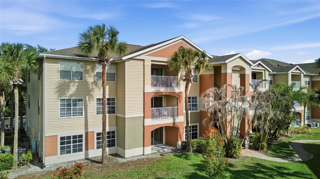 1950 SUMMER CLUB DRIVE # 214, OVIEDO, FL 32765