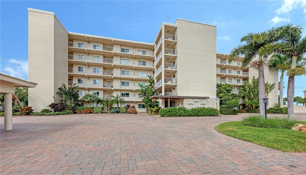 4825 GULF OF MEXICO DRIVE # 504, LONGBOAT KEY, FL 34228