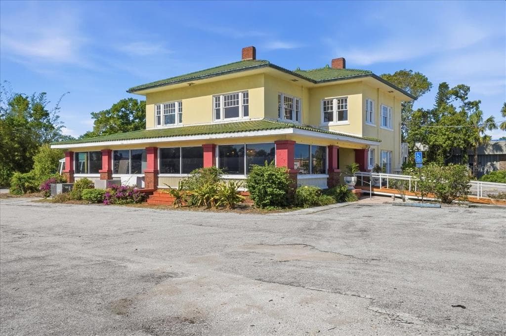 337 8TH AVENUE W, PALMETTO, FL 34221