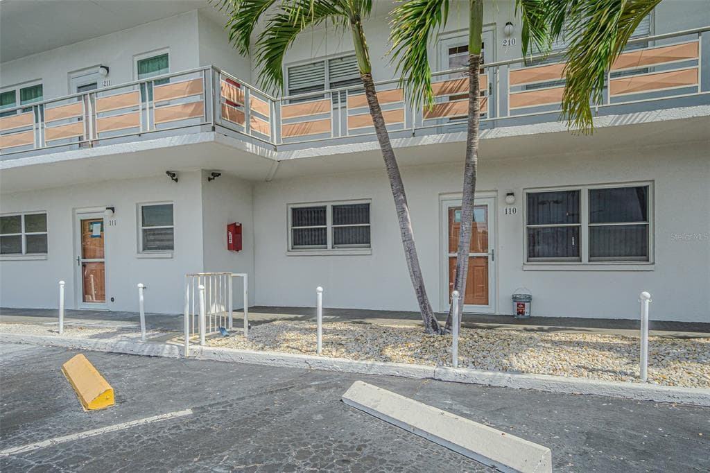 3128 59TH STREET S # 110, GULFPORT, FL 33707