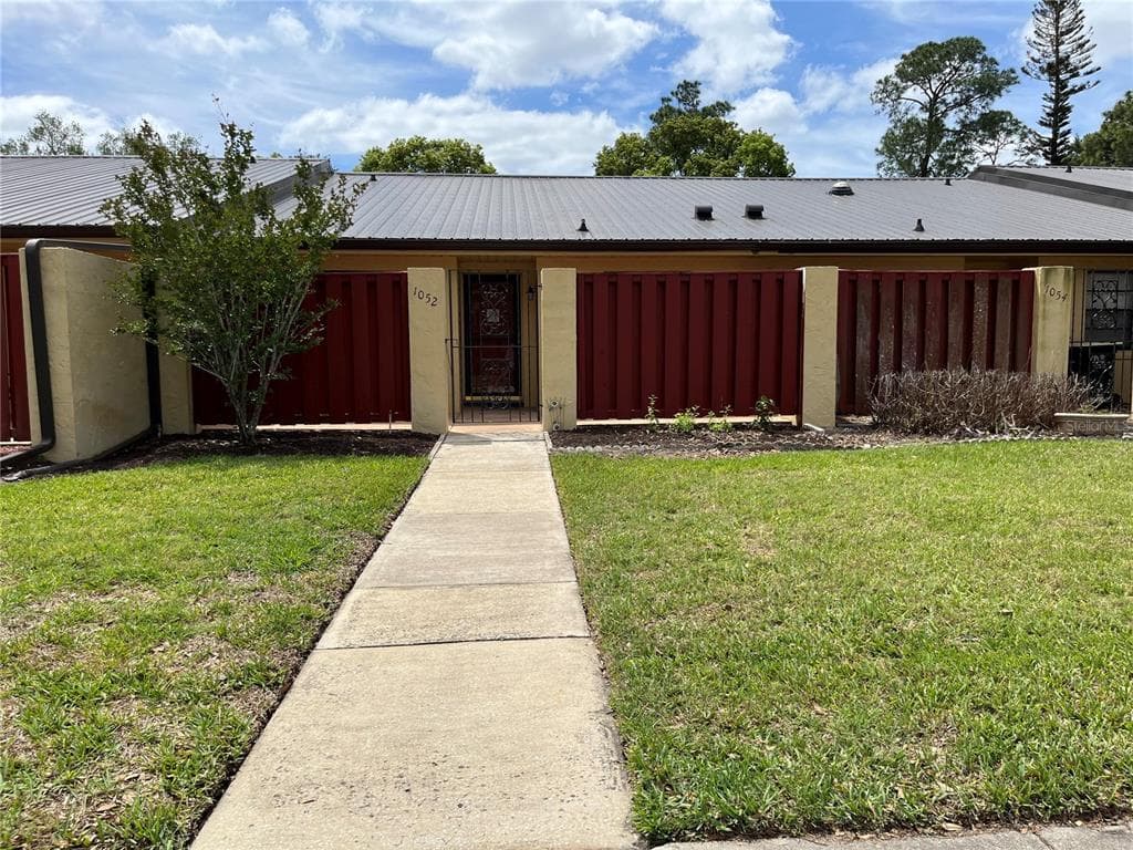 1052 MEDINAH DRIVE, WINTER HAVEN, FL 33884