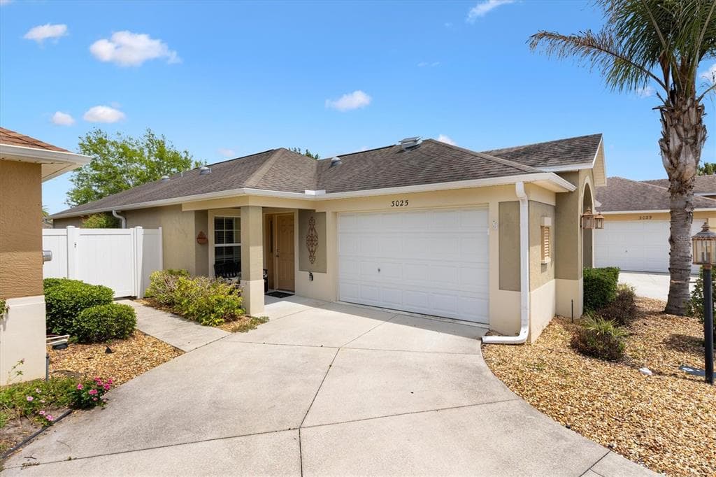 3025 BARTOW LANE, THE VILLAGES, FL 32163